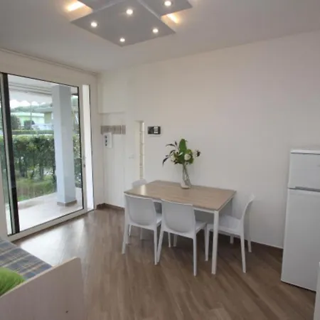 In With Private Garden Bibione